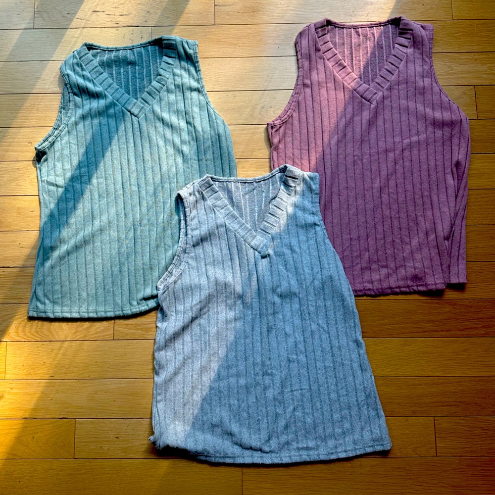 Sleeveless Ribbed Knit Tops- set of 3 - Blue, Purple, Gray